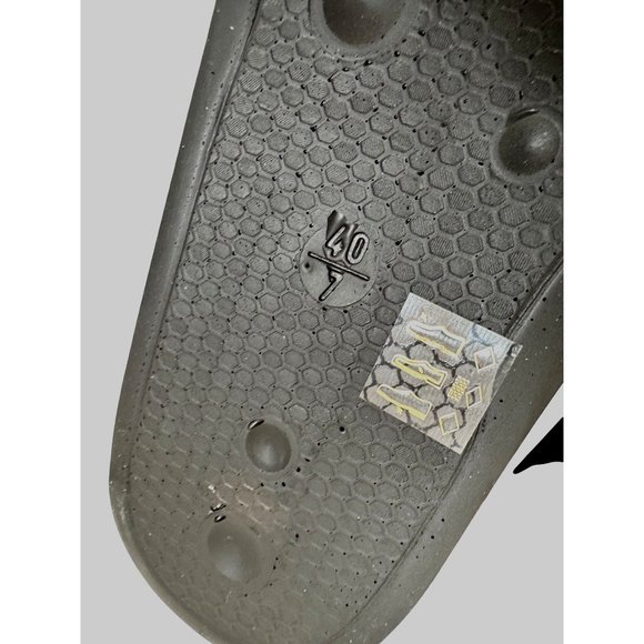 P448 Slides Water Resistant Size US 7/ EU 40 Black Sandals NWOB Unisex - Picture 3 of 8